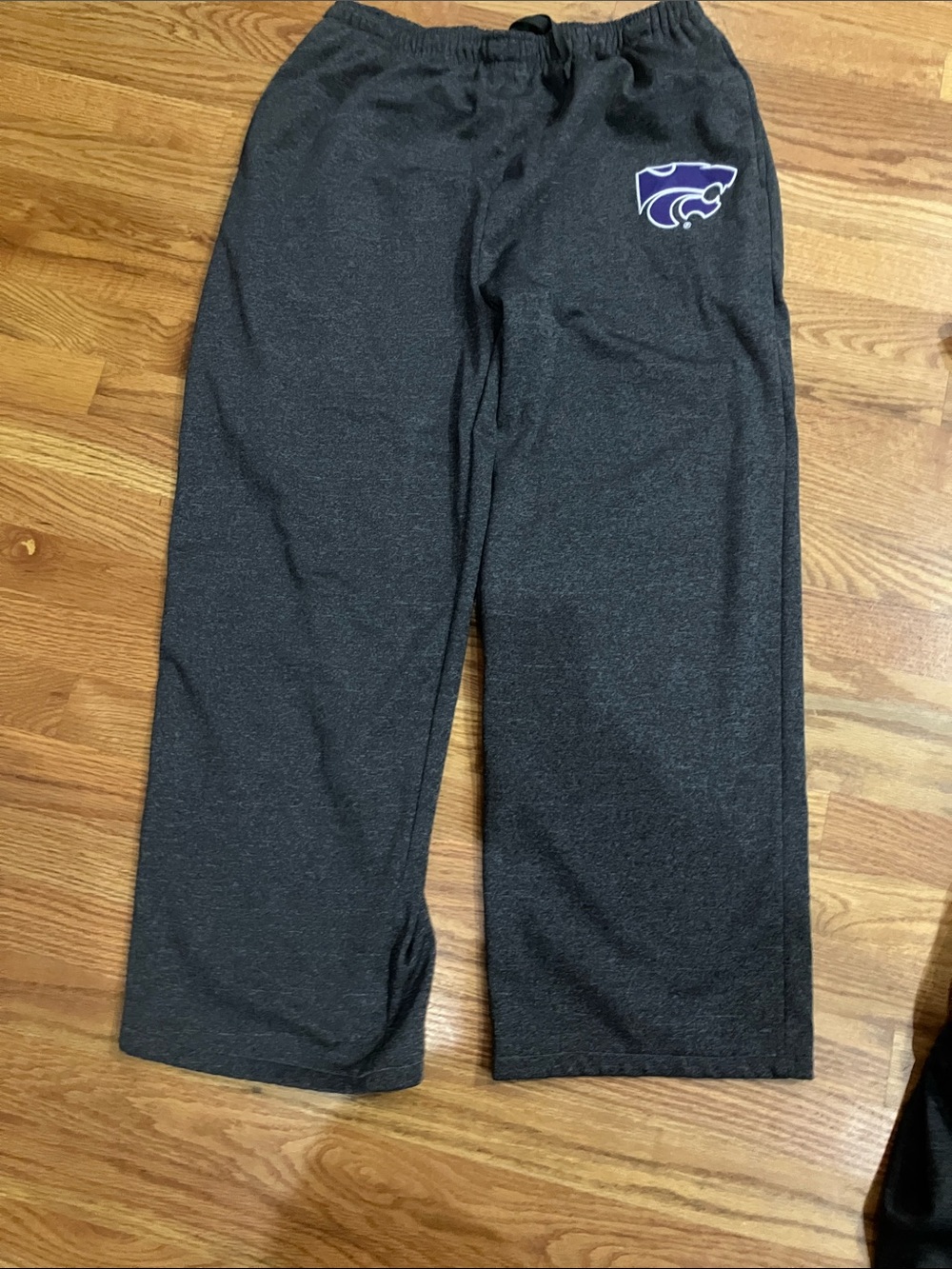 Stadium Athletics Kansas State Gray Sweatpants with Power Cat Inseam 26” EUC